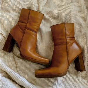 VINTAGE 90s-does-70s Candies Boots👢